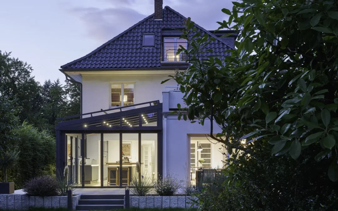 Unveiling the Art of Seamlessly Blending Solarlux Wintergarden Glazing into Your Outdoor Living Space: A Professional Perspective